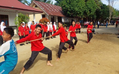 Kemeriahan Lomba 17 Agustus di SMP Negeri 2 Kandis